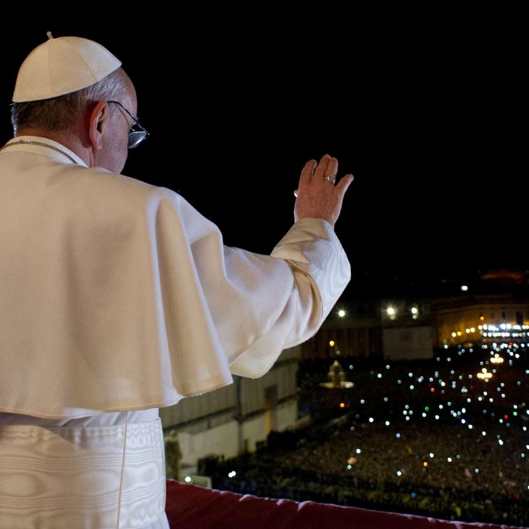Papa Francisco no oficiará algunos ritos de Semana Santa por su salud: Medios