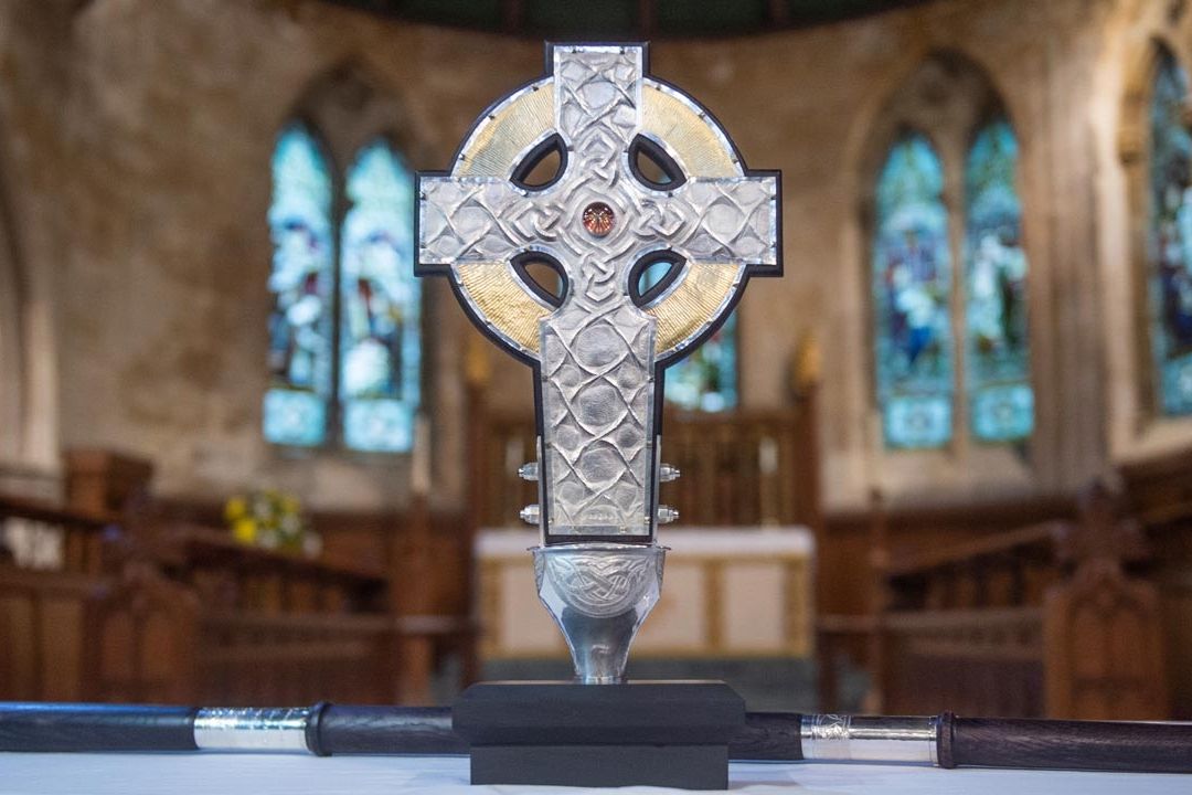 Coronación Carlos III: Papa Francisco Regala Fragmentos de Cruz de Jesucristo al Nuevo Rey