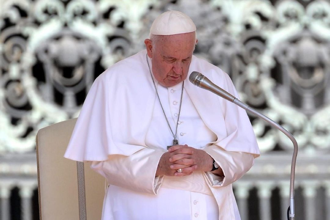 Operarán a Papa Francisco por Riesgo de Obstrucción Intestinal