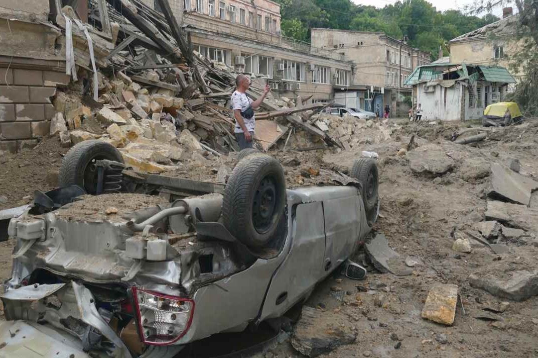 Rusia lanzó anoche un ataque con 19 misiles contra la ciudad portuaria a orillas del mar Negro