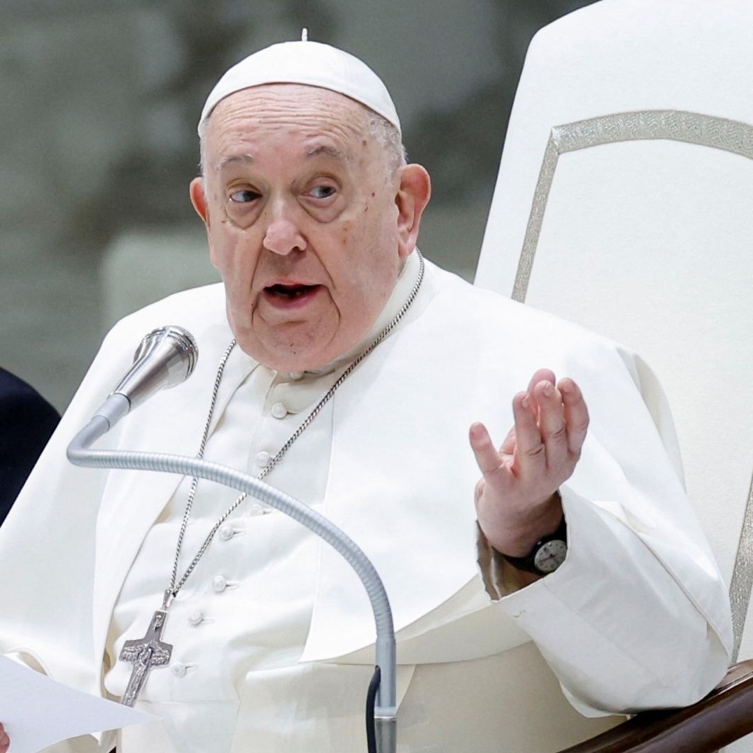 El papa Francicso está bien, pero con inflamación pulmonar