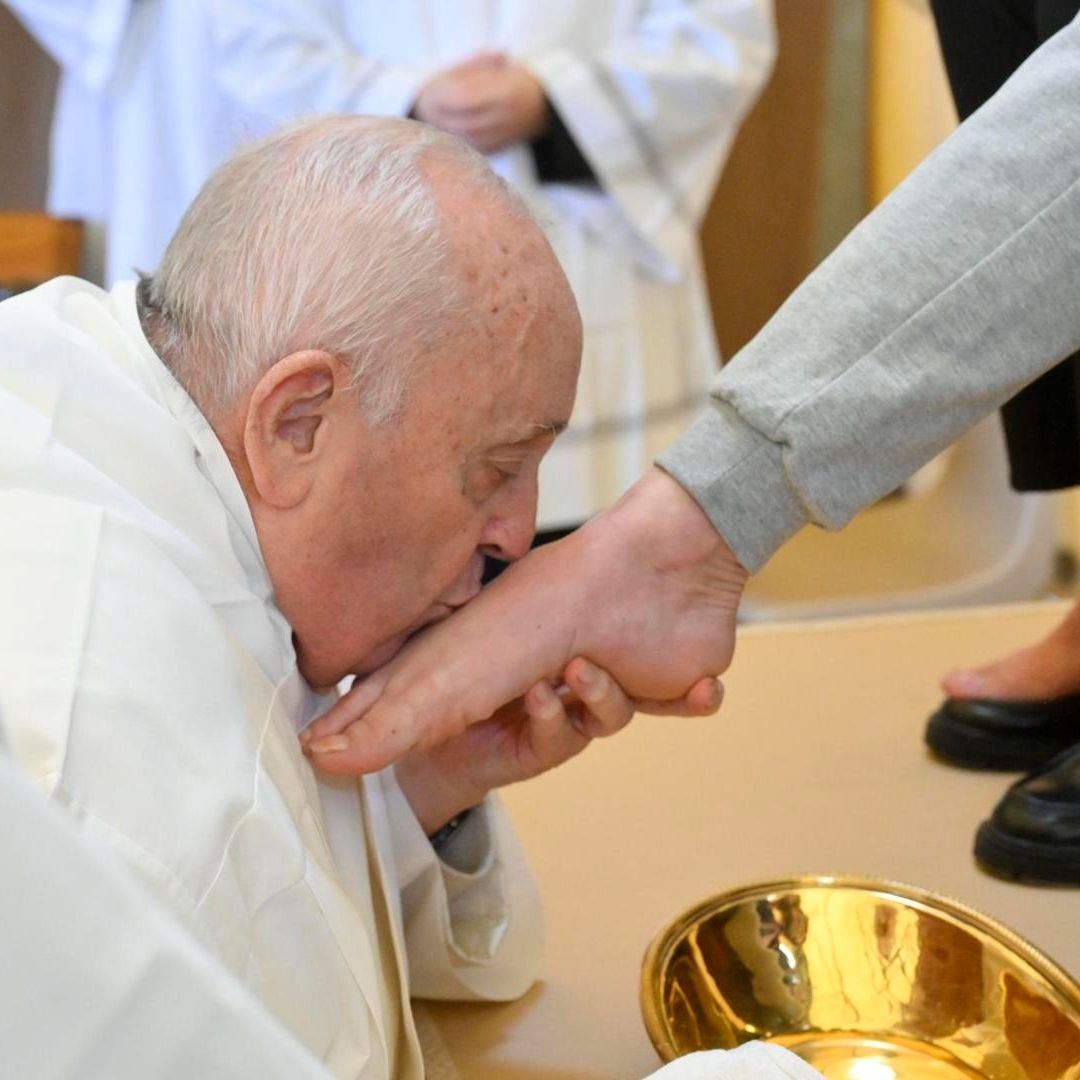 Papa Francisco oficia Lavatorio de los Pies en Jueves Santo