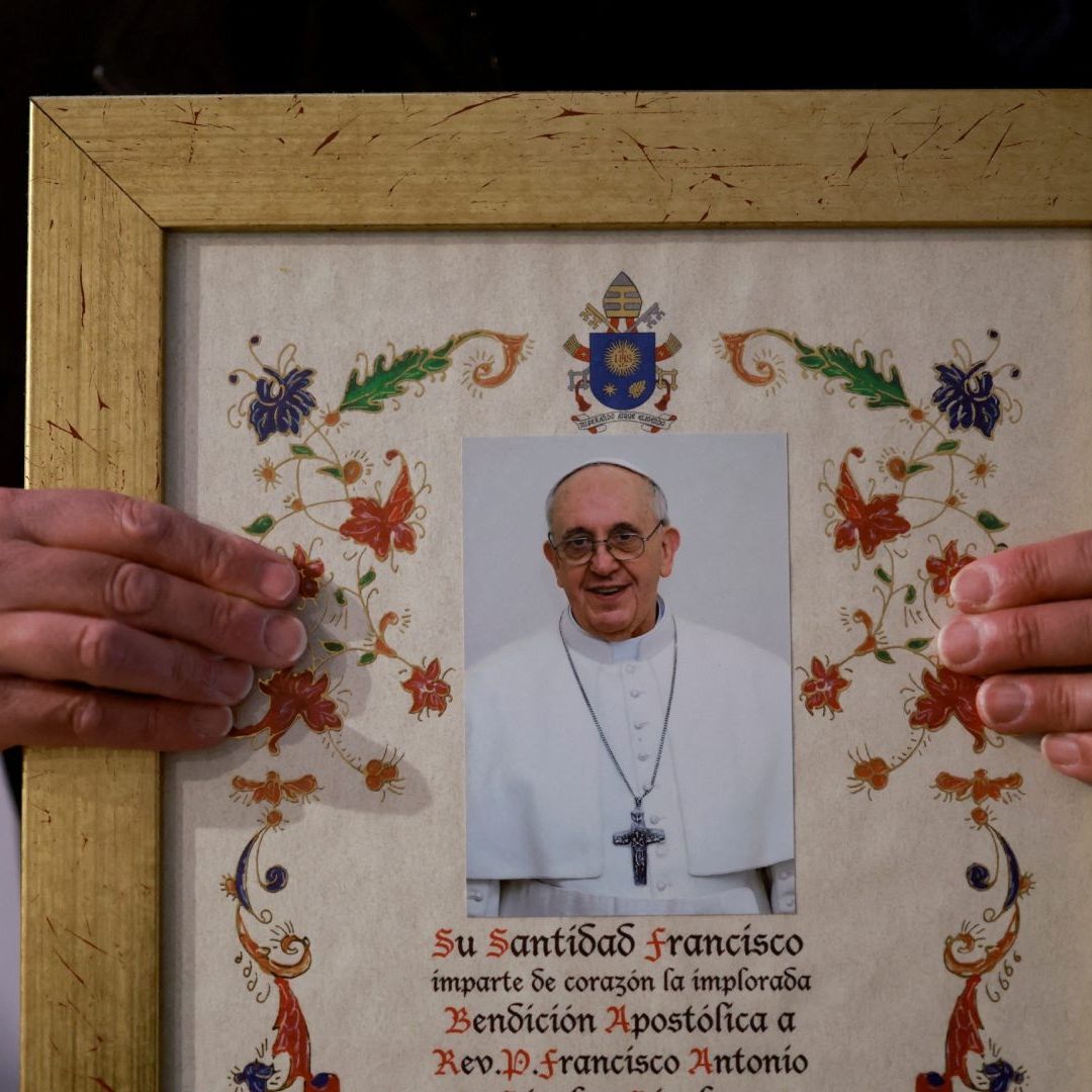 Rezan por salud de Papa Francisco