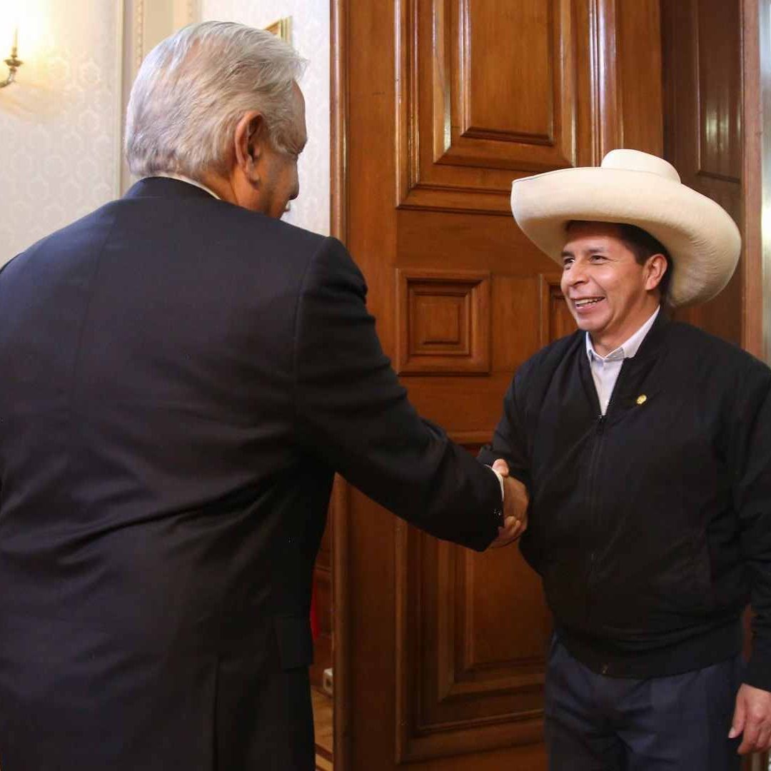 AMLO lamentó la destitución del presidente Pedro Castillo en Perú