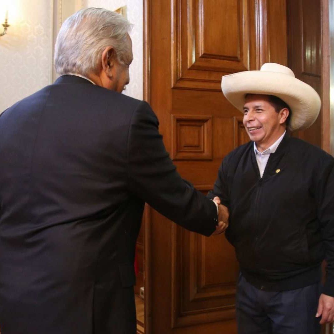 Perú: Pedro Castillo Recibe Apoyo de AMLO