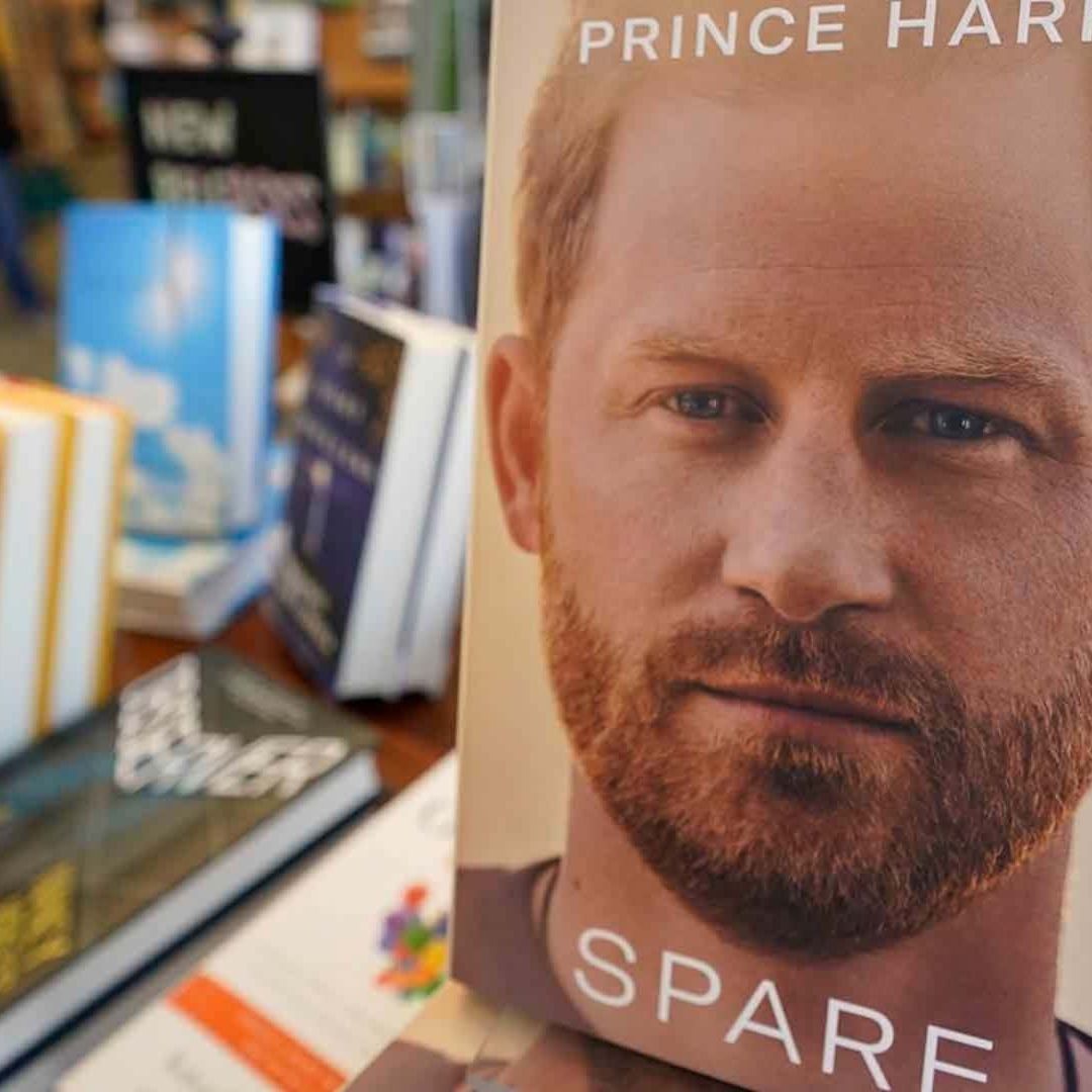 Portada del libro Spare del príncipe Harry
