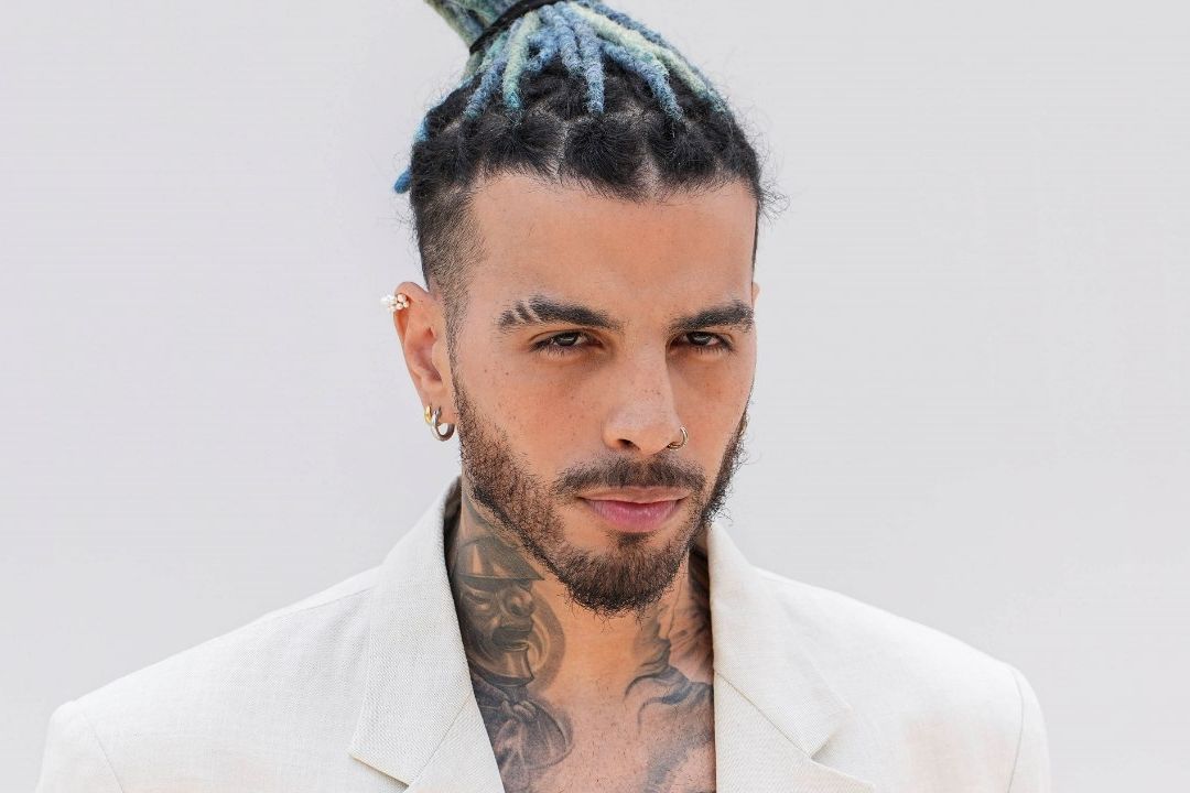 Rauw Alejandro dedica su canción 'Hayami Hana' a su expareja, Rosalía