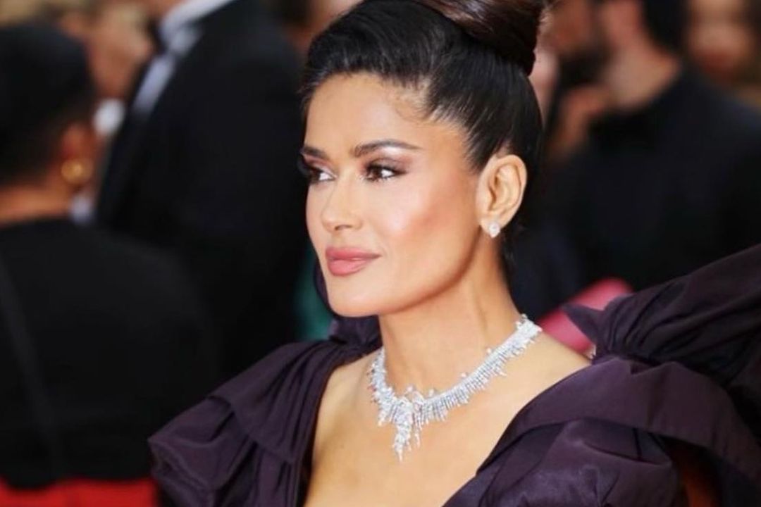 Salma Hayek se suma a la huelga del sindicato de actores de Hollywood
