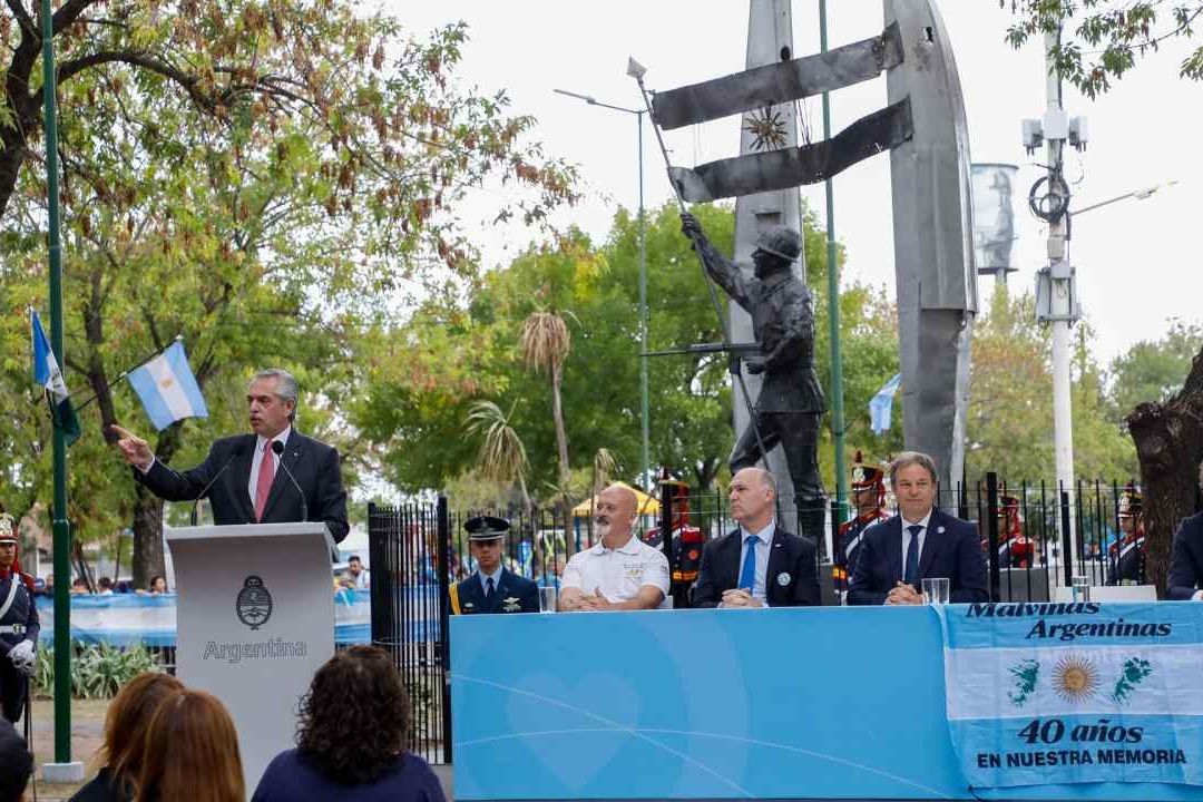Argentina Promete Recuperar Islas Malvinas