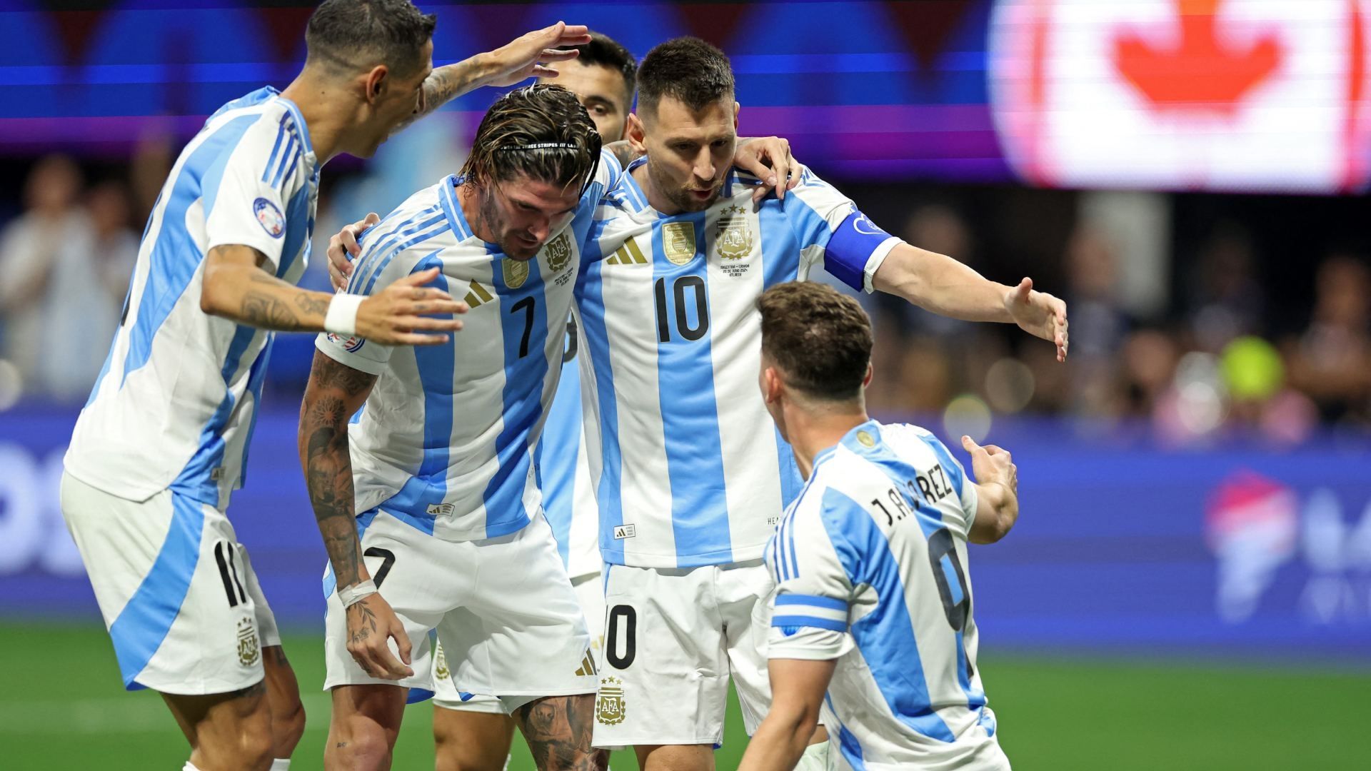 El conjunto argentino lució contundente ante los canadienses. Foto AFP