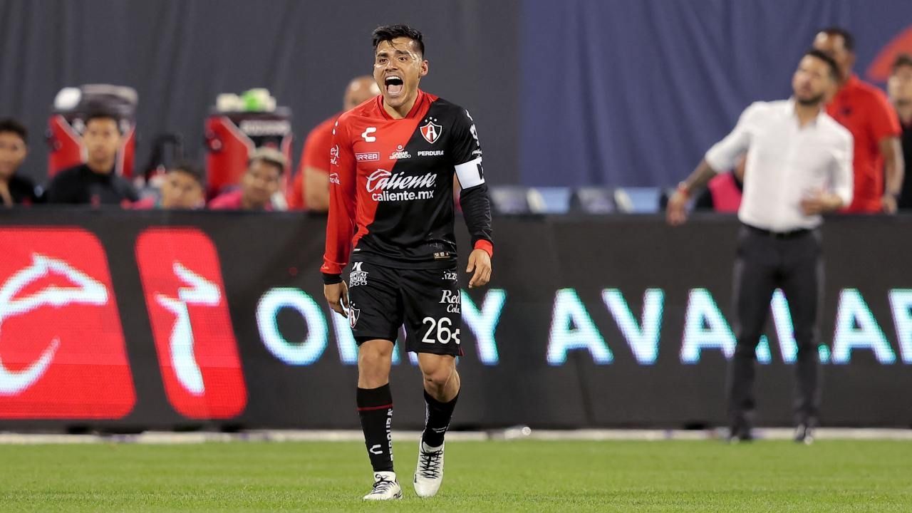 Aldo Rocha del Atlas grita durante un partido