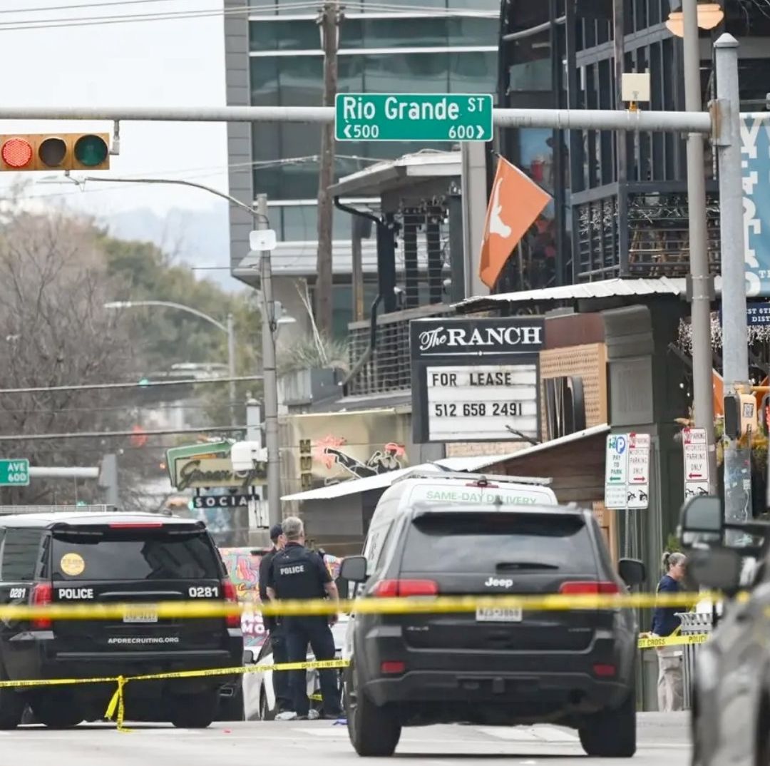 Qué Pasó Austin, Texas y Por Qué el FBI Investiga Posible Acto de Terrorismo