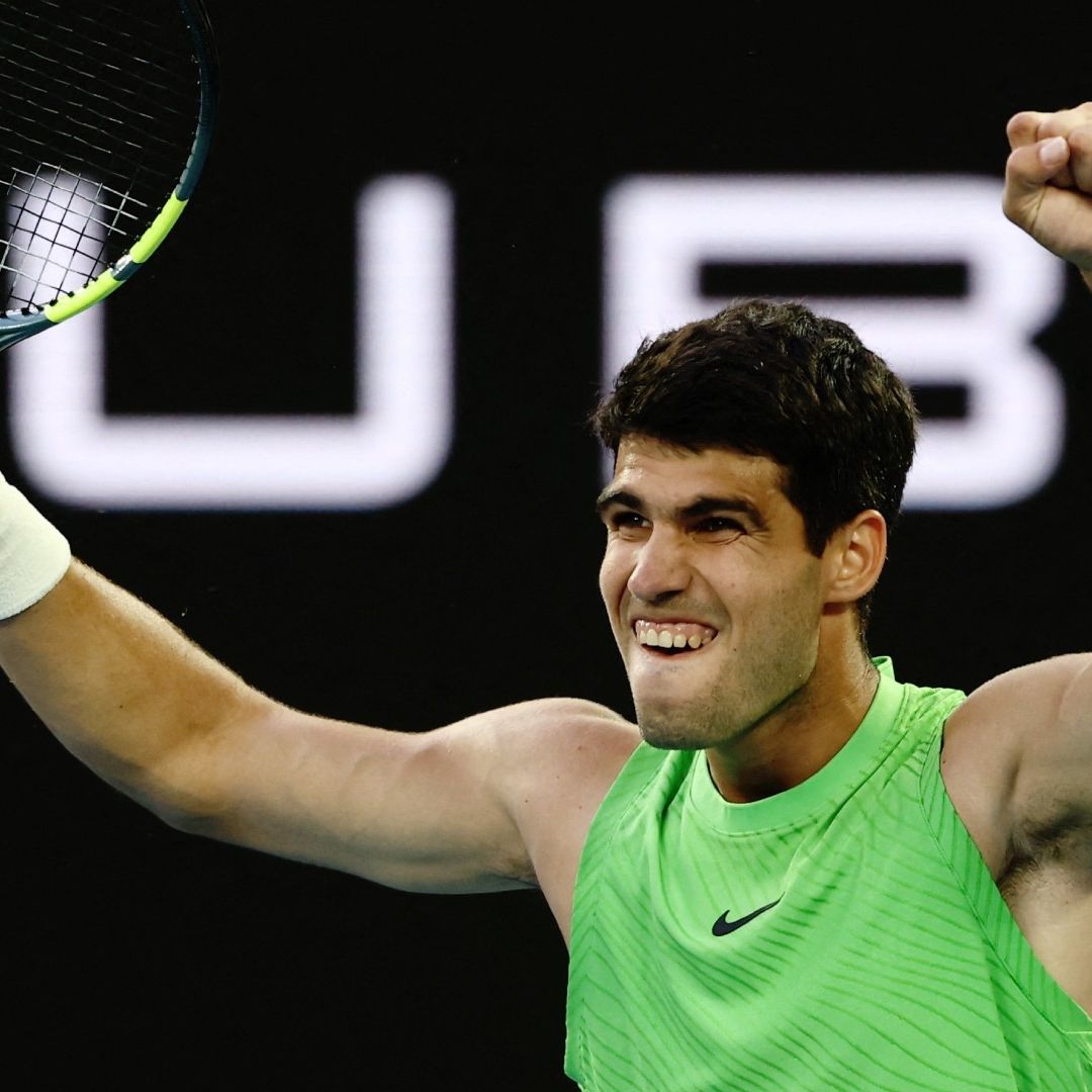 Alcaraz Vence en Largo y Épico Duelo a Zverev y Accede a la Final del Abierto de Australia