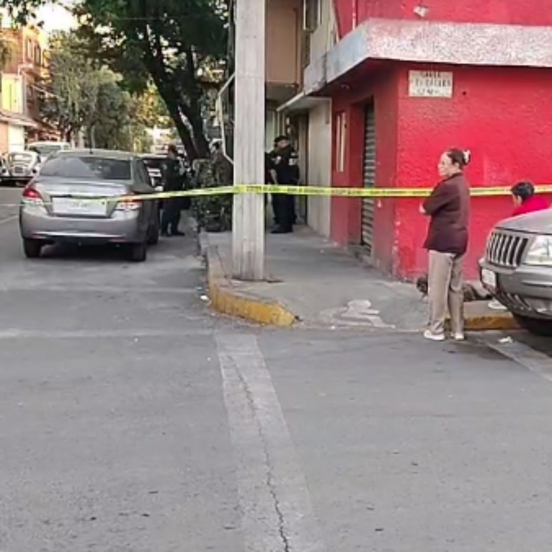 Hombre Mata a sus Abuelos por Meterlo a un Anexo en San Pedro Xalpa, Azcapotzalco