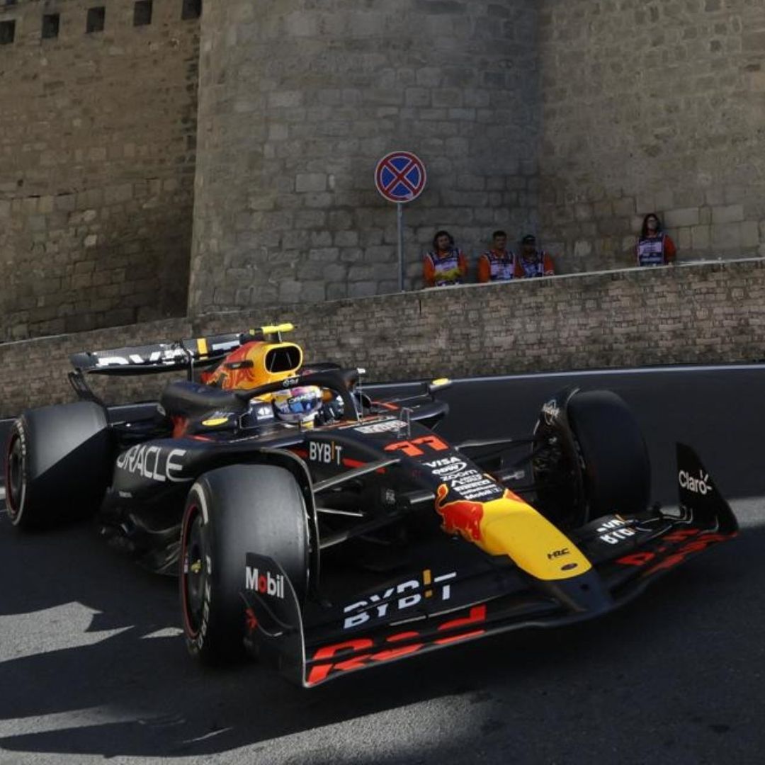 'Checo' Pérez Choca en GP de Azerbaiyán; Piastri Gana