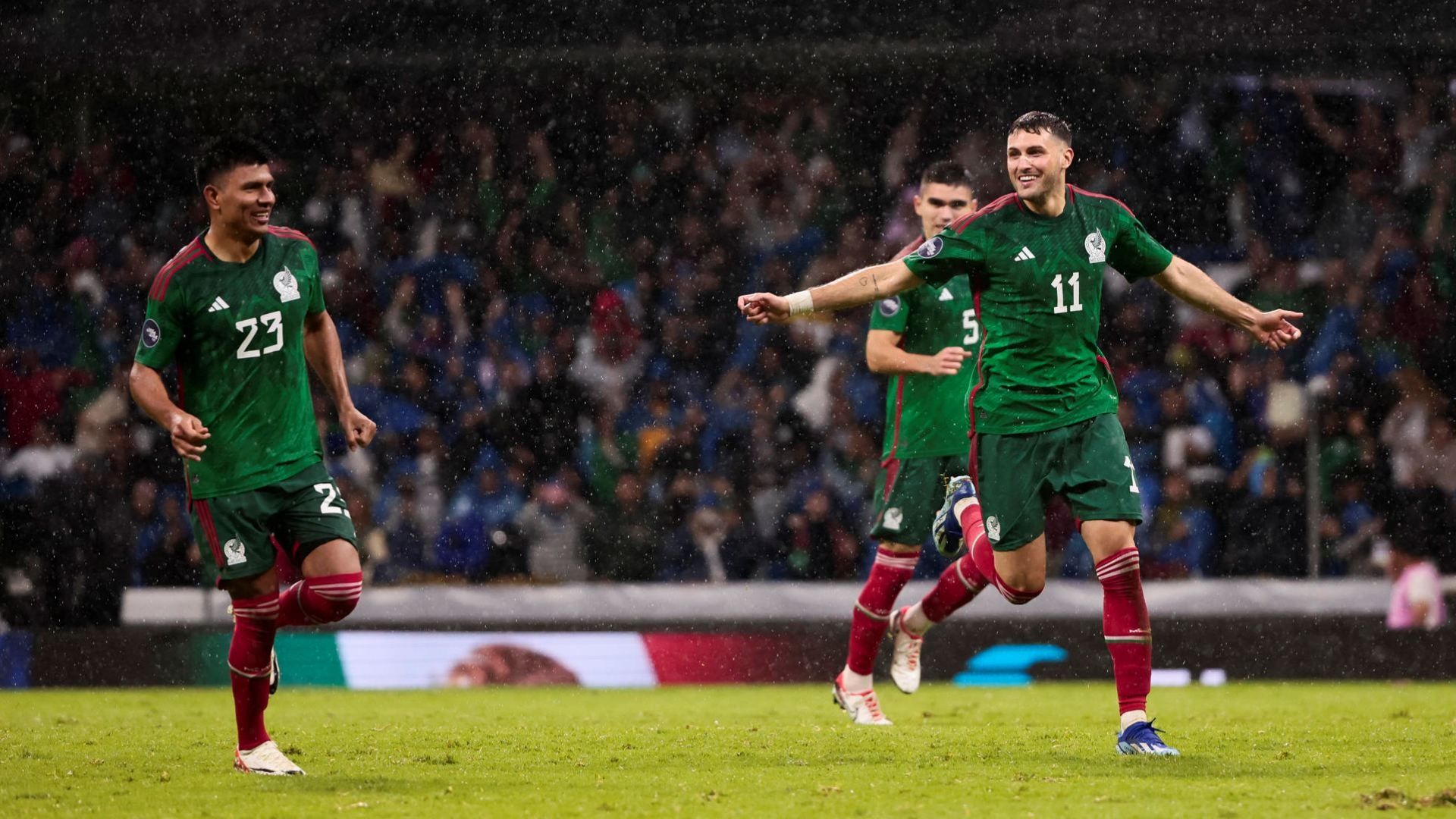 Prensa reclama triunfo de México sobre Honduras