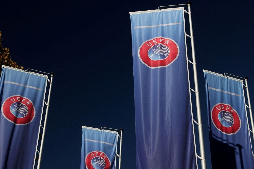 UEFA abre investigación contra el Barcelona