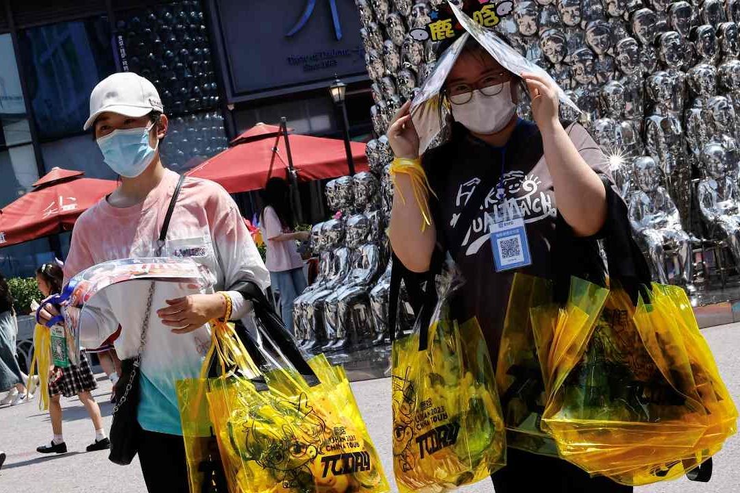 Ola de Calor en Beijing: Personas Limitarán Actividades al Aire Libre