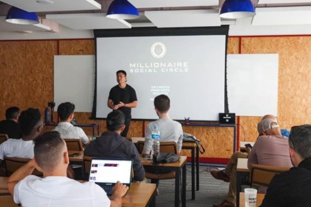 Brasil Pide Investigar Curso de Seducción Masculina