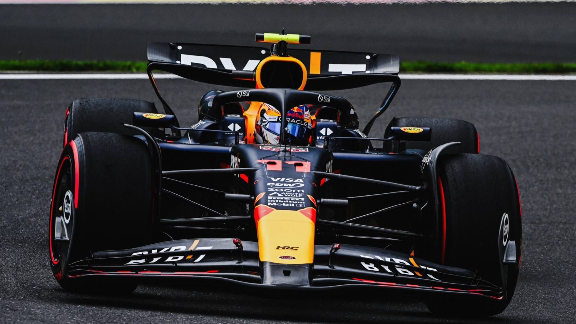 'Checo' Pérez Sale en el Lugar 13 del GP de Brasil de la F1 y Verstappen 17; Norris Gana la Pole