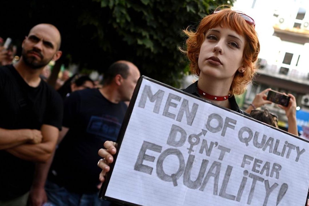 Un Diputado Deja la Política Insultar a las Mujeres en Bulgaria ¿Qué les Dijo?