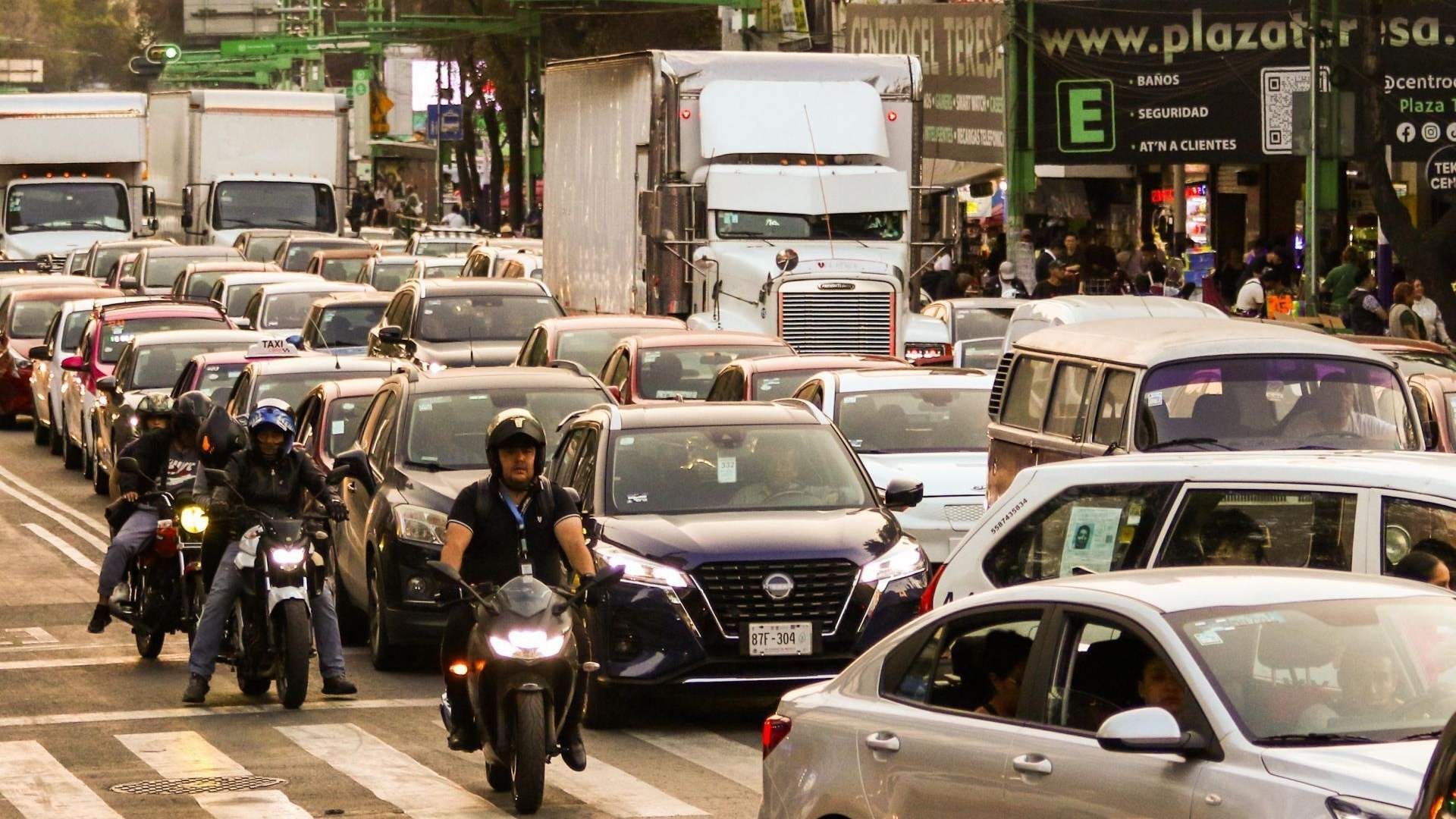 Estos Autos Sí Circulan 17 de Febrero 2026 en CDMX y Edomex Pese a Contingencia Ambiental Hoy