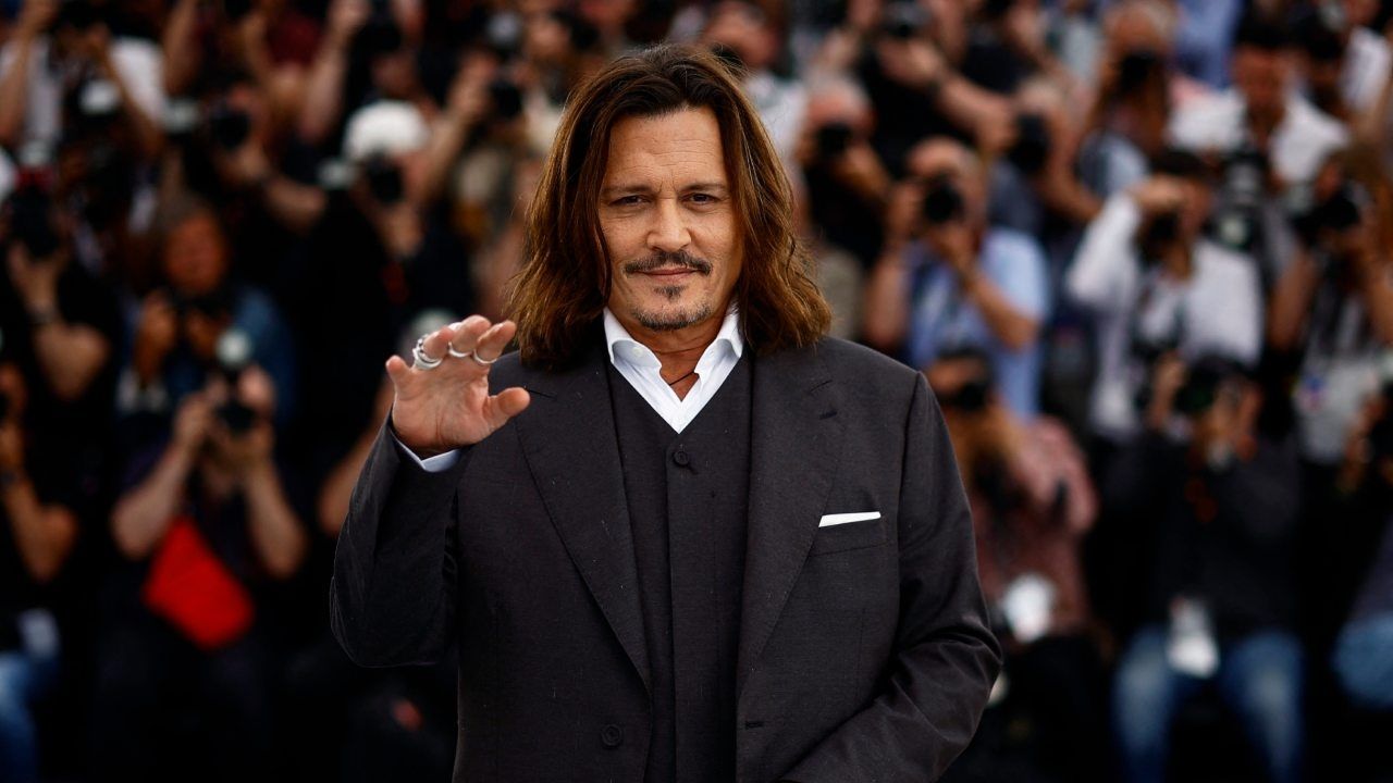 El actor Johnny Depp declaró que lo que se publica acerca de él es "ficción horrorosamente escrita" al asistir al Festival de Cannes
