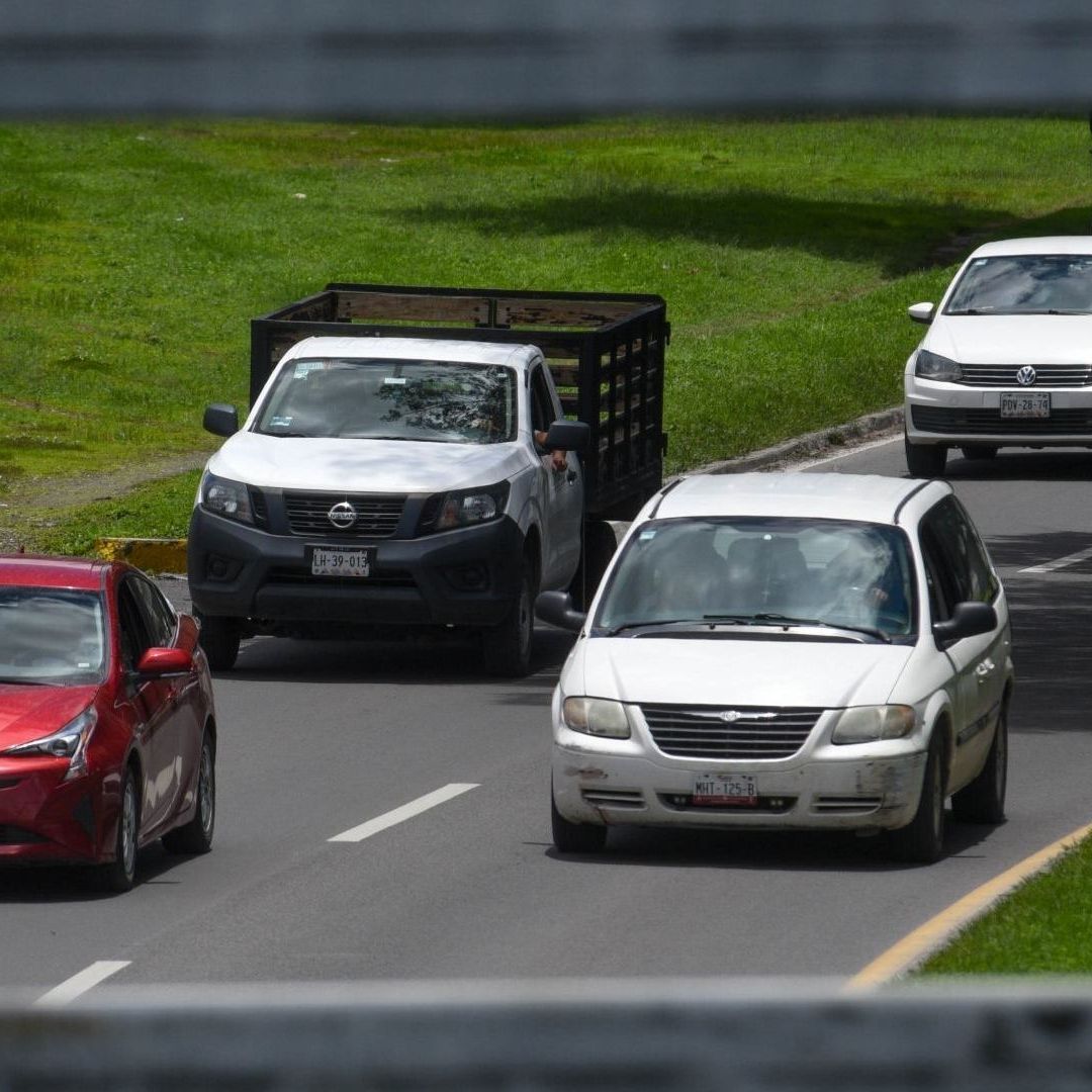 Qué autos libran hoy no circula 18 de febrero 2026