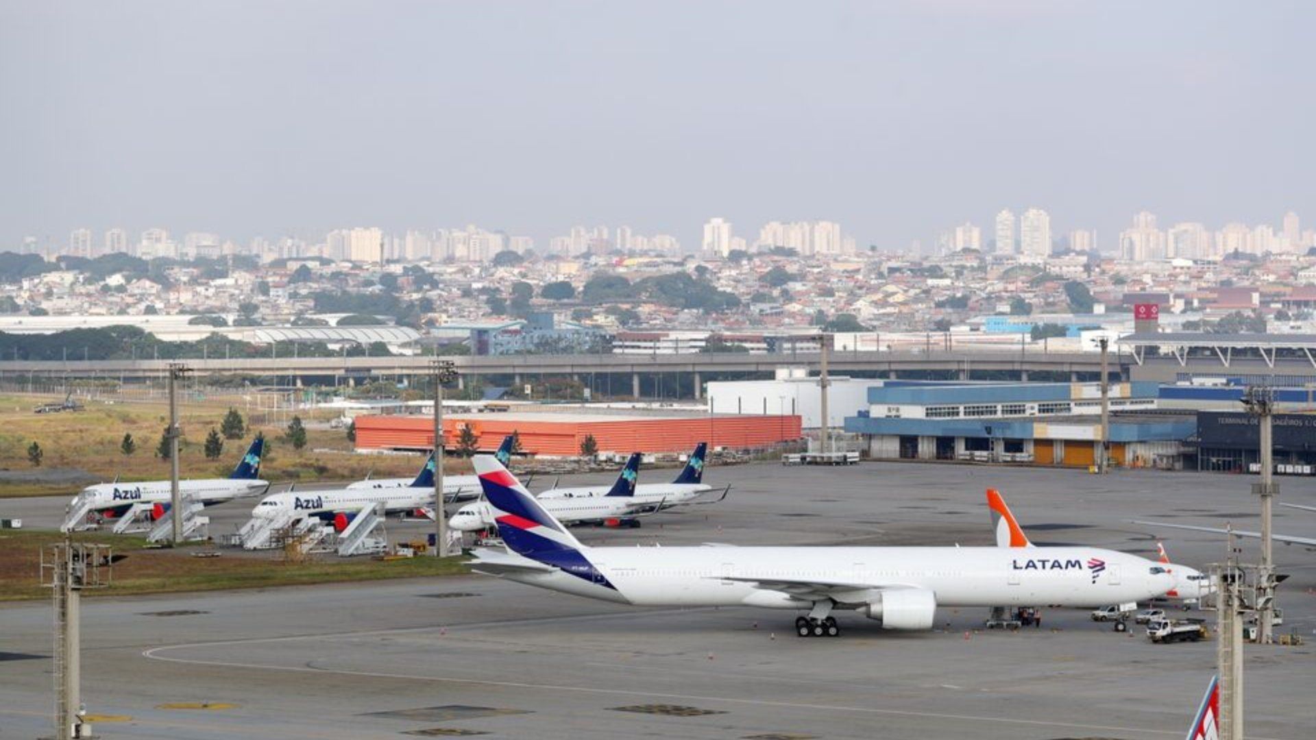 Latam Airlines Reprograma Vuelo a Caracas Pese a Ultimátum de Maduro