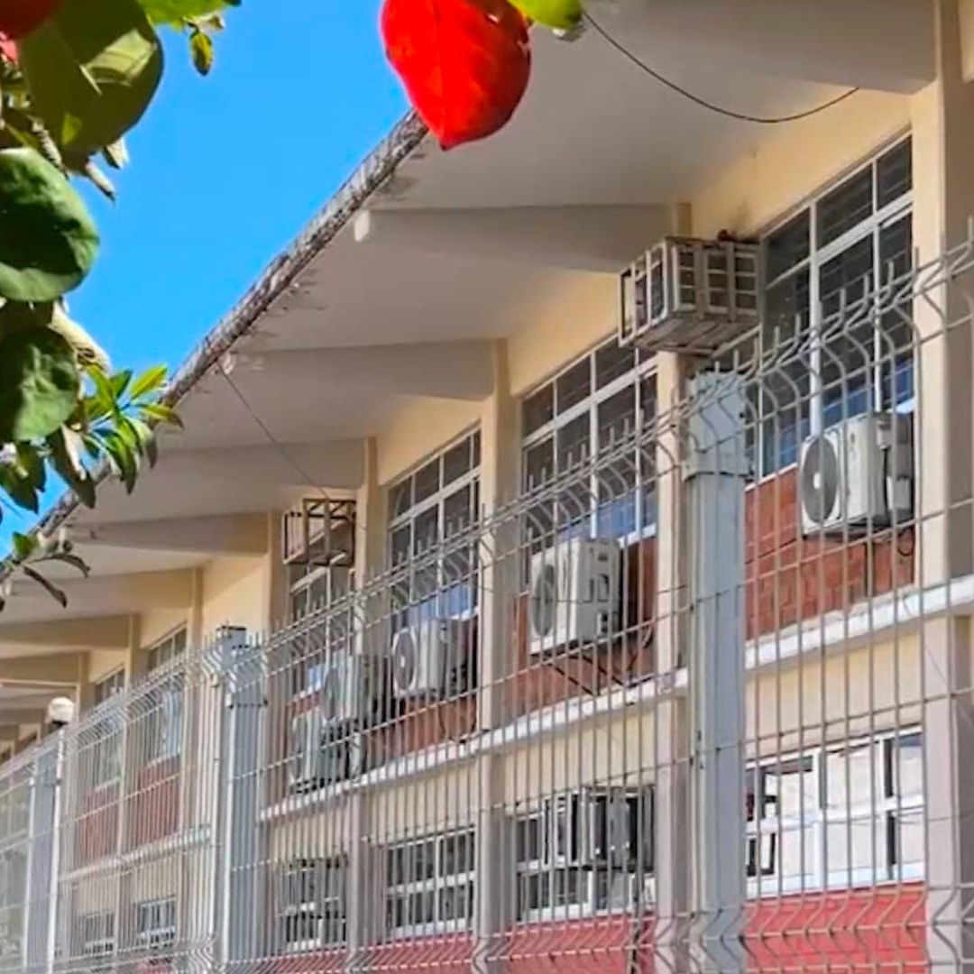 Estudiantes de secundaria terminan intoxicados en Puerto Vallarta