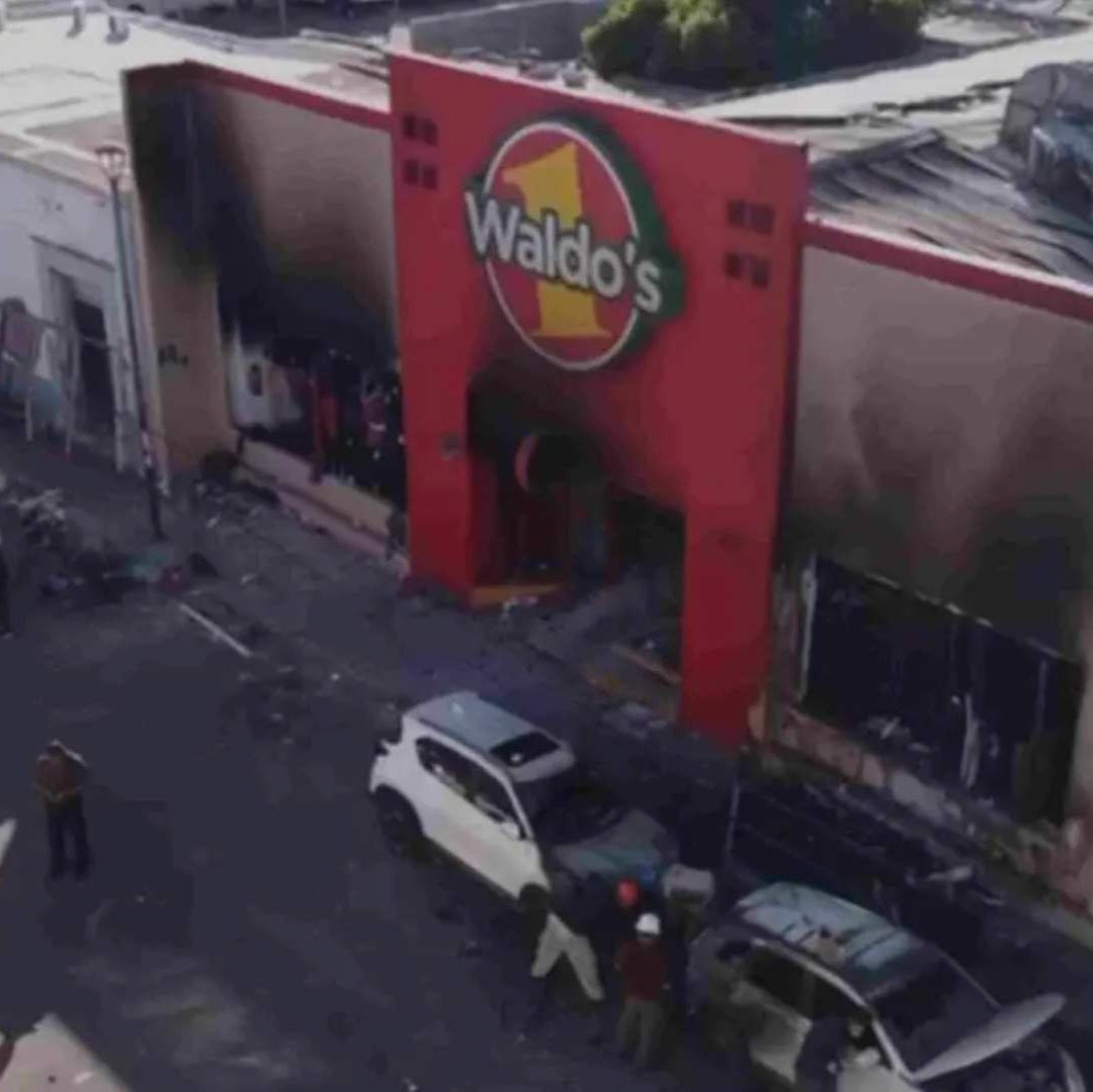 Imputan a Dos Exfuncionarios como Presuntos Responsables del Incendio de Waldo´s en Sonora