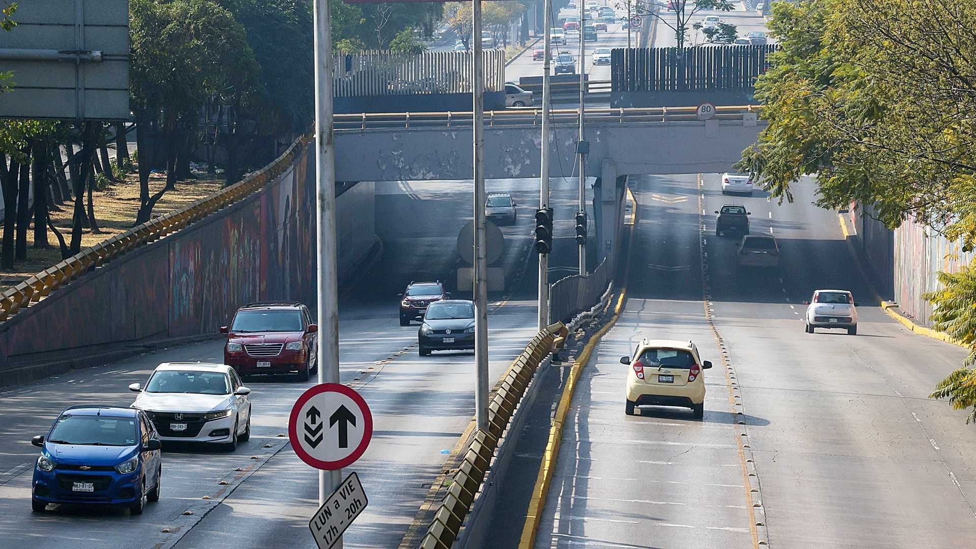 Autos circulan en vialidades de la CDMX en enero 2025. Foto: Cuartoscuro | Archivo