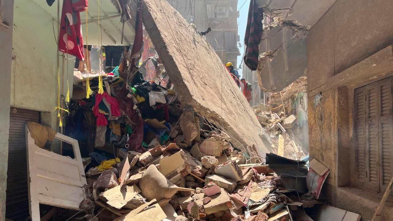 Video: Por Arreglar Pared se Derrumba Edificio en Egipto; Hay 9 Muertos