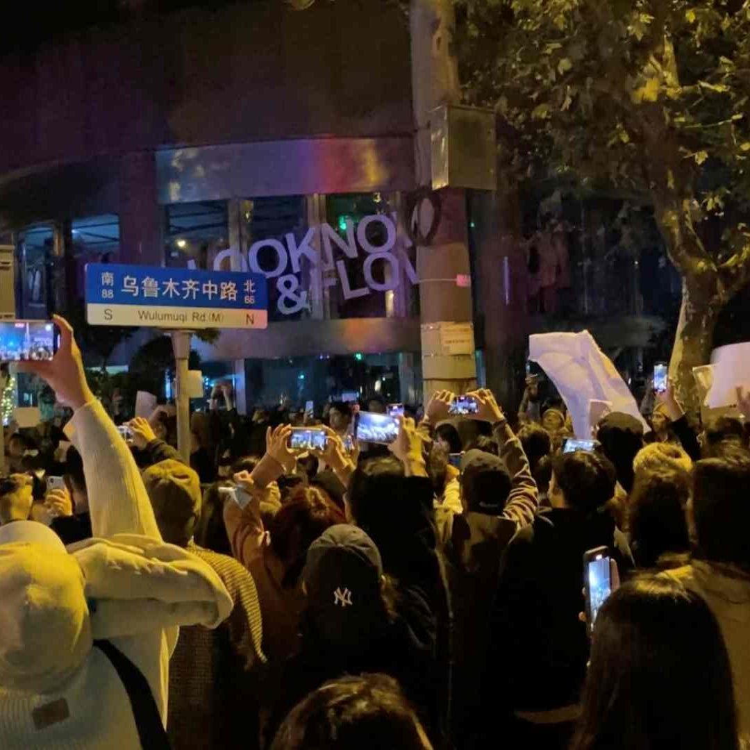 Protestas en China por medidas contra anticovid