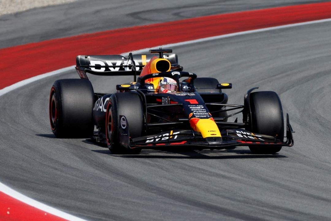 Verstappen lidera las prácticas del GP de España