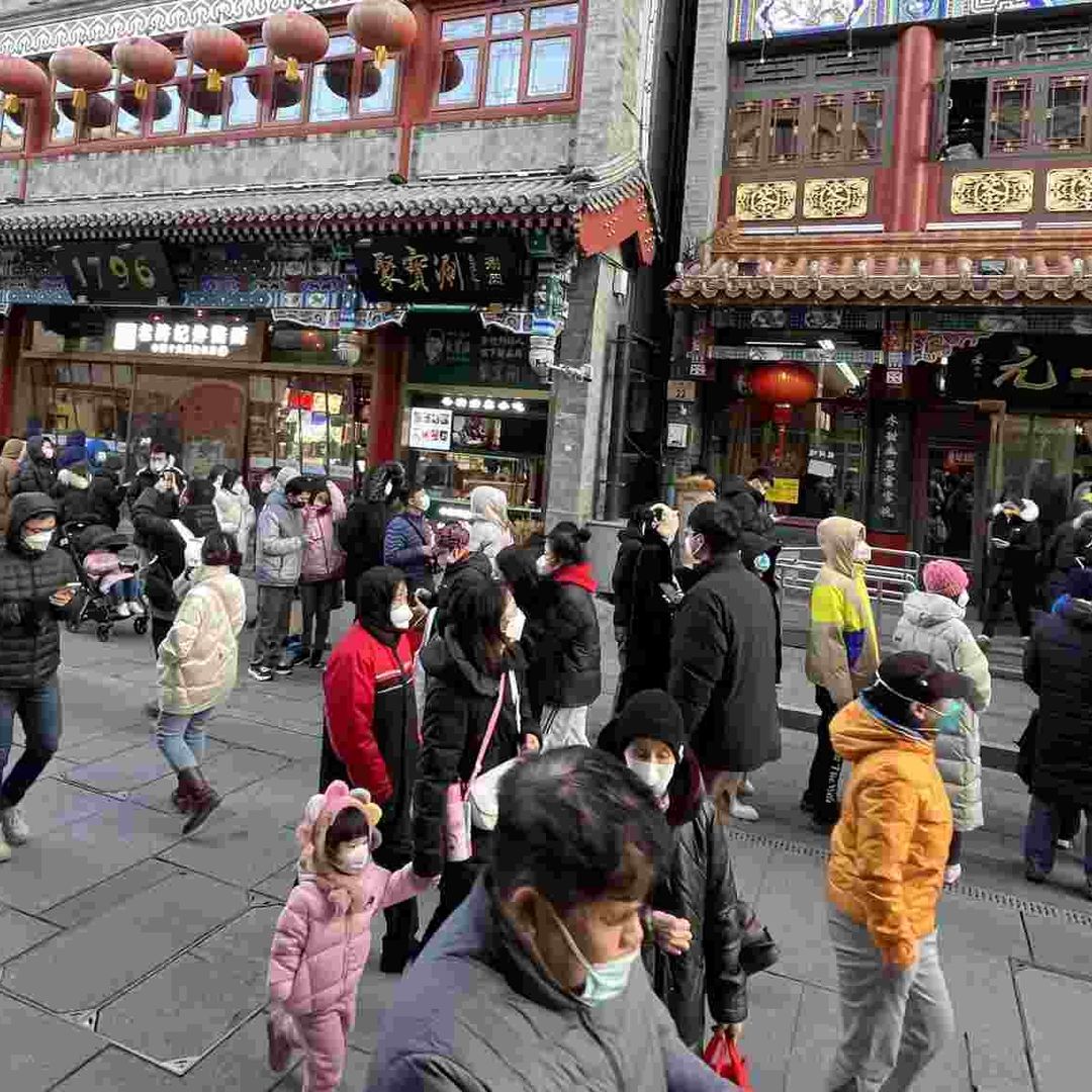 Población china se reduce por primera vez en 61 años
