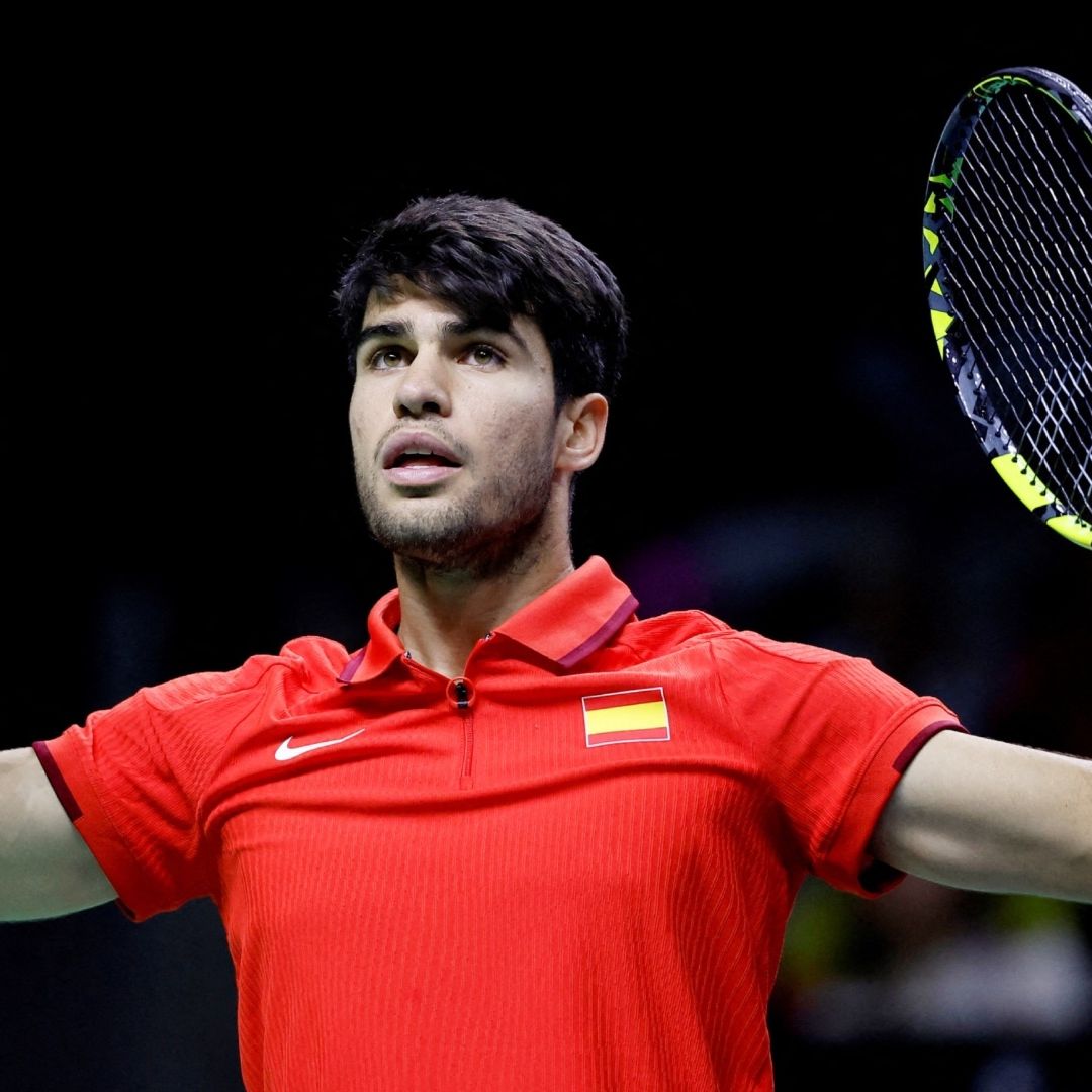 Alcaraz se Baja de la Copa Davis Por Lesión