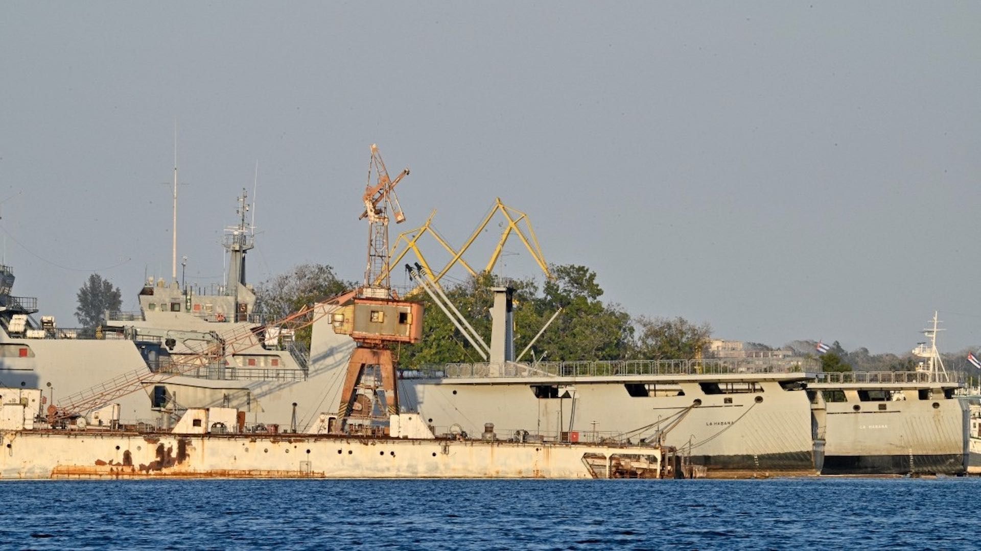 Barcos de la Guardia Costera de Cuba en La Habana