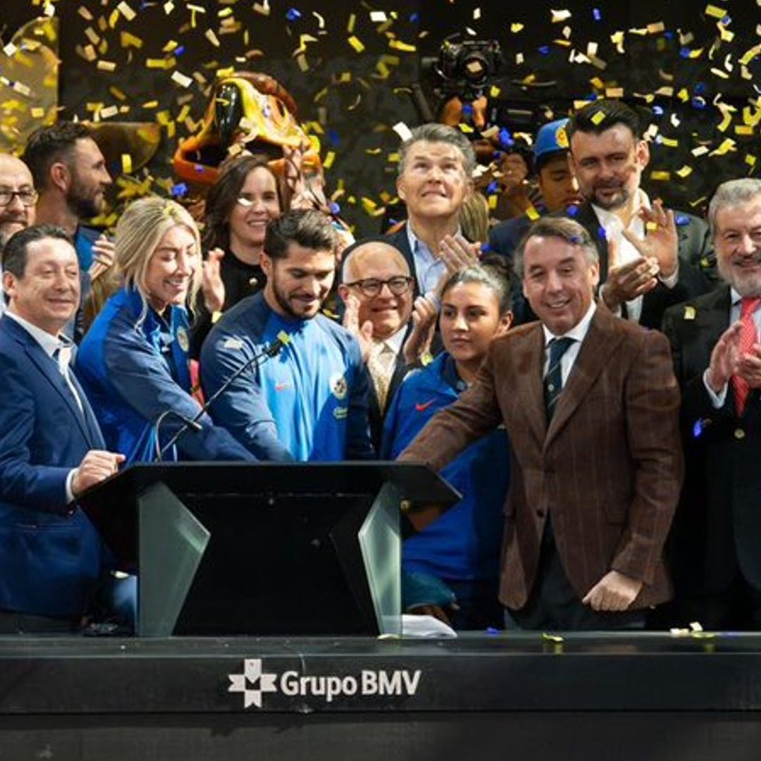 Ceremonia del timbrazo por el inicio de Ollamani en BMV