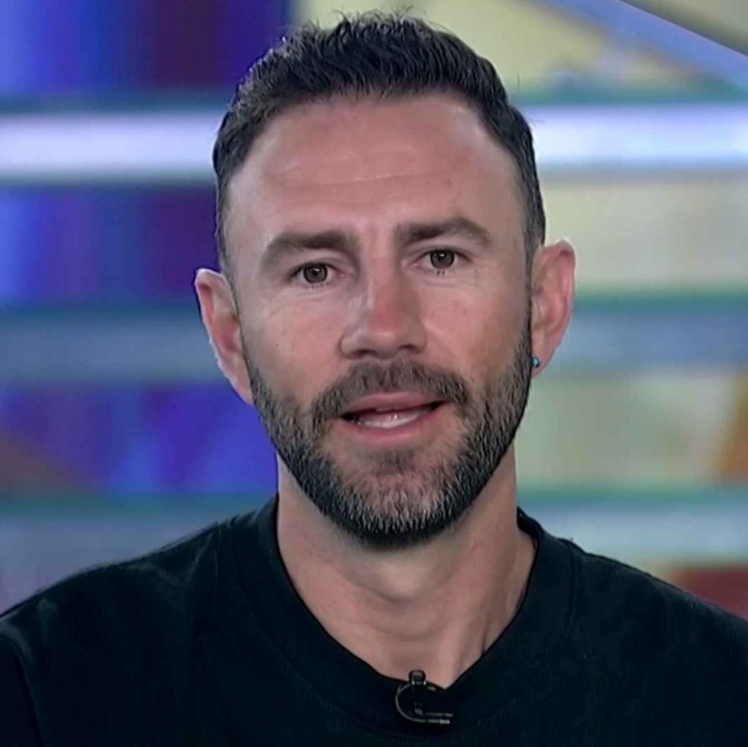 Carín León en el Final Four de la Kings League