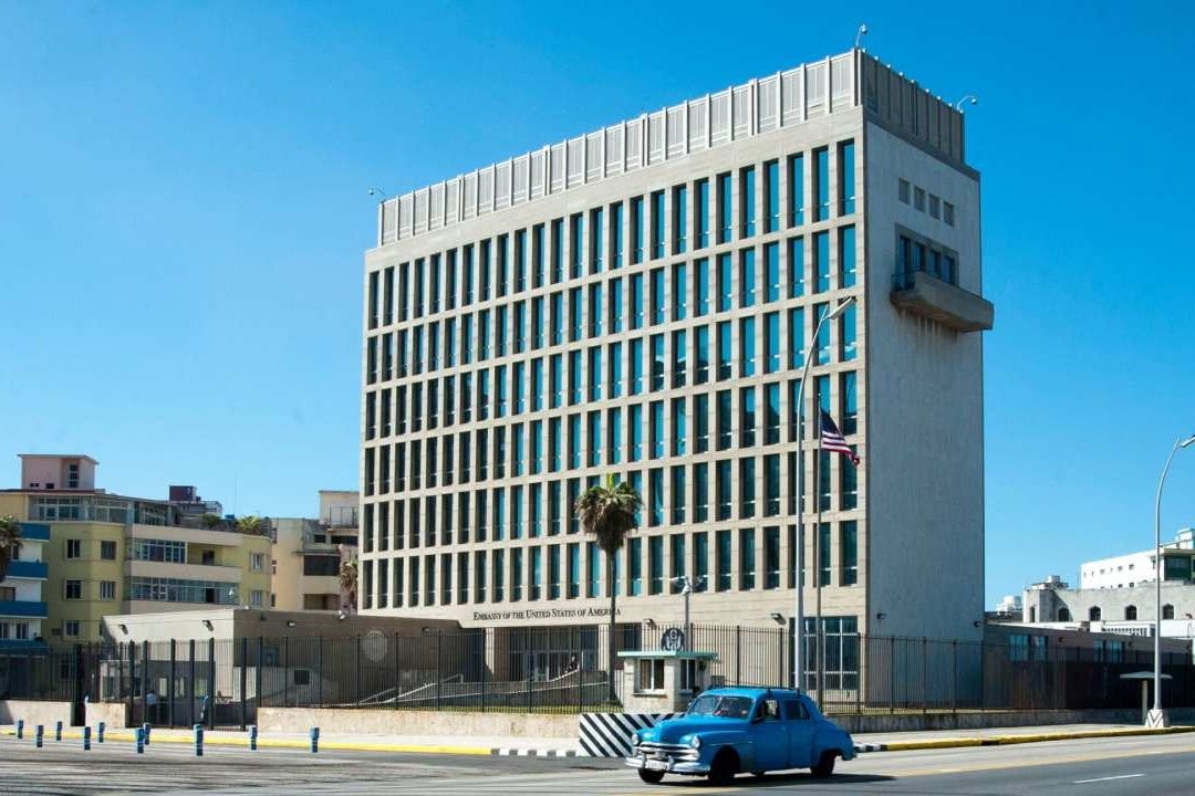 China instalará en Cuba un centro de espionaje para interceptar comunicaciones de EUA, según una nota de The Wall Street Journal (WSJ)