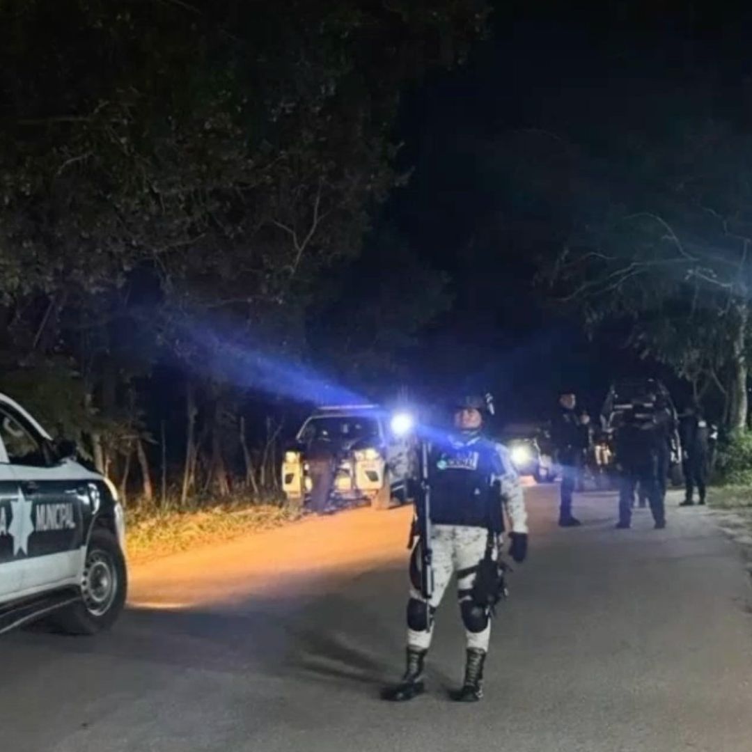 Movilización elementos policíacos por ataque armado en Cosoleacaque, Veracruz.