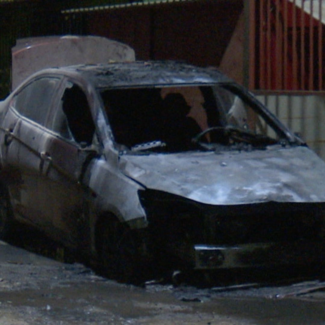 Chofer de Plataforma es Asaltado y su Auto Incendiado en Lomas de Echeveste en León. Foto: N+