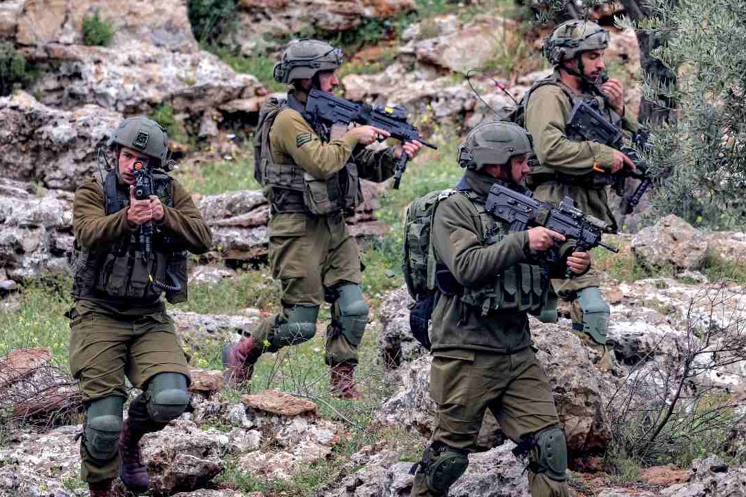 Israel: Ejército Israelí Mata a Dos Palestinos en Cisjordania, Cerca de Deir Al Hatab