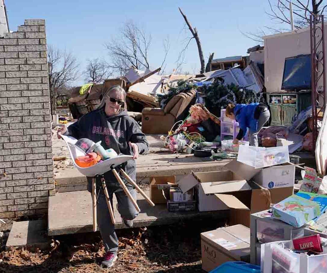 Habitantes de Oklahoma resultaron afectados por los tornados