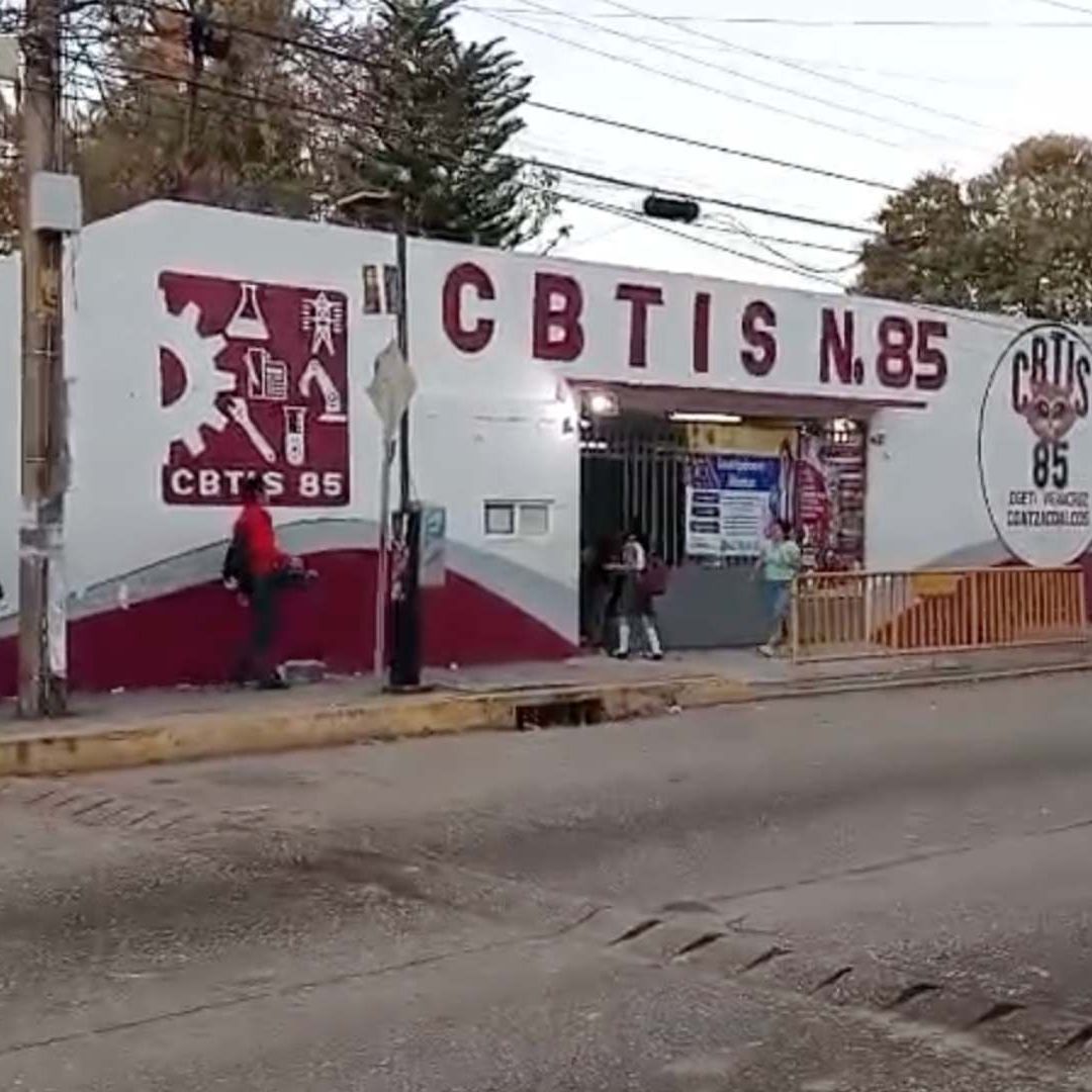 Arrojan Artefactos Explosivos en Cbtis 85 de Coatzacoalcos Veracruz