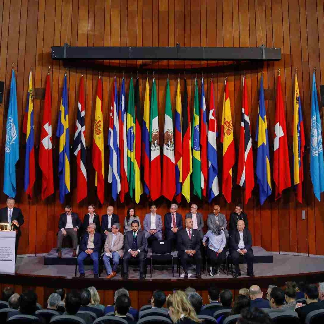 Colombia y ELN negocian paz, en Ciudad de México