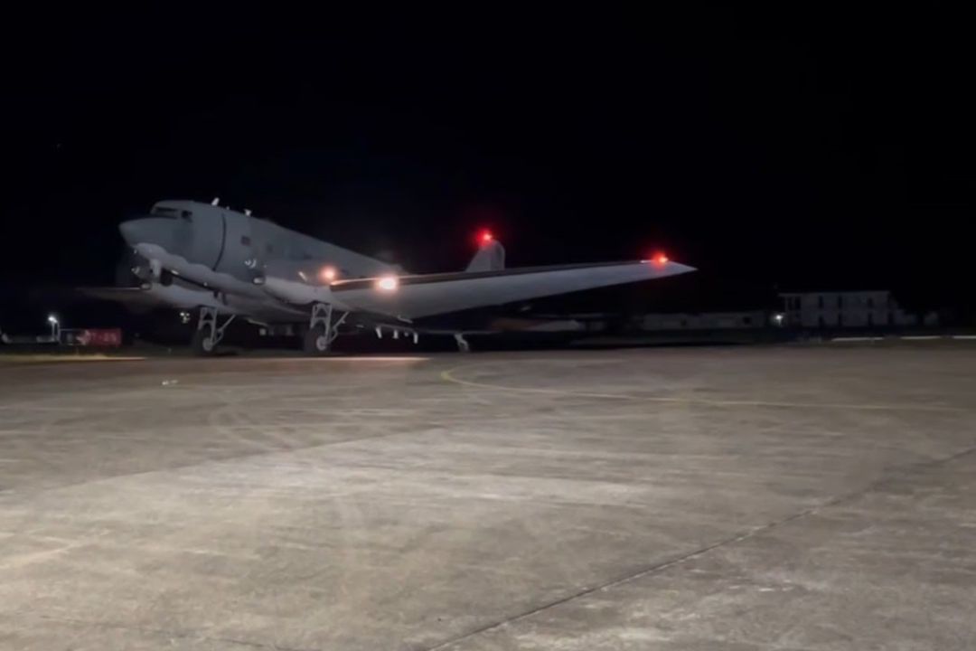 Avión fantasma ilumina la Amazonia colombiana en la misión de búsqueda de cuatro niños desaparecidos tras avionazo