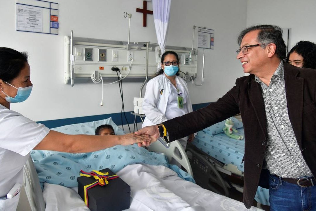 Sigue recuperación de niños rescatados de selva en Colombia