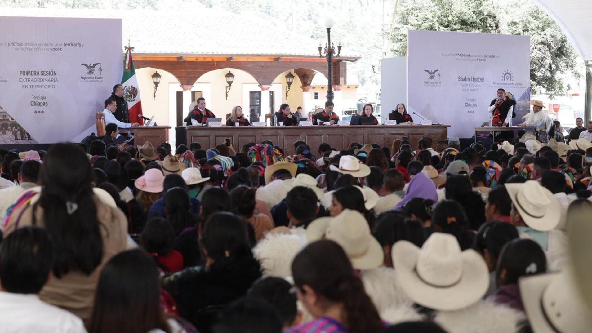 Sesiona el Pleno de la SCJN por Primera Vez Fuera de sus Instalaciones de la Ciudad de México
